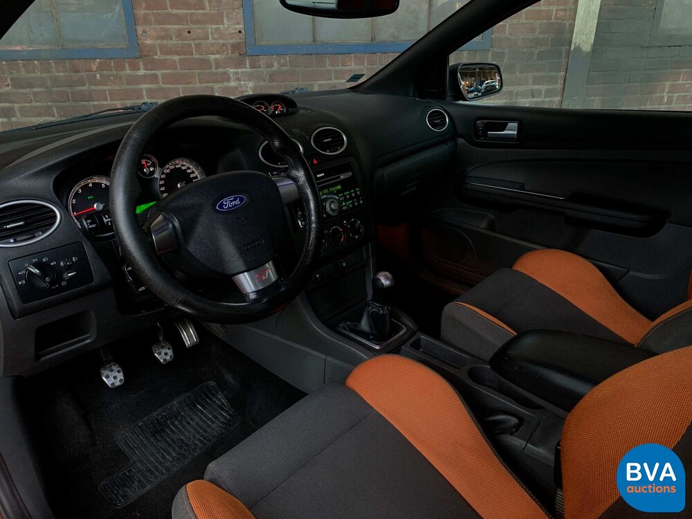 Ford Focus ST 2.5-20V Sport 200 226pk, 9-ZSG-00