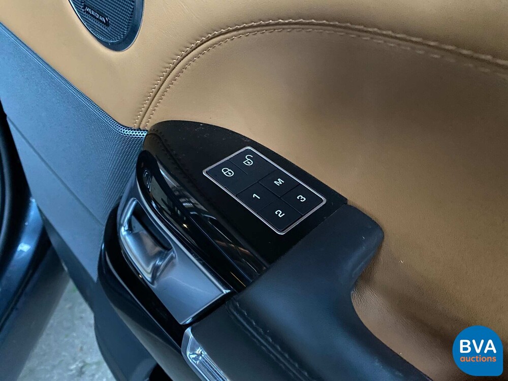 Land Rover Range Rover Sport SVR 575hp FACELIFT 5.0 V8 SVR MY 2019.