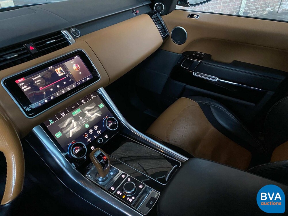 Land Rover Range Rover Sport SVR 575hp FACELIFT 5.0 V8 SVR MY 2019.