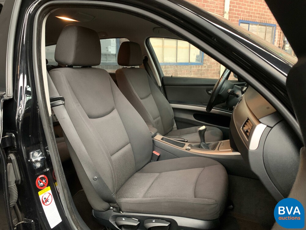 BMW 3-Serie 318i 129pk 2006 -Org. NL-, 61-SZ-FL