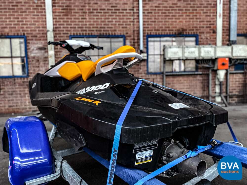 Seadoo 2UP 900 Personal Watercraft 2017.