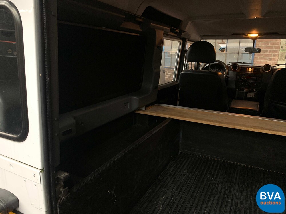 Land Rover Defender TD4 122hp 2011, VX-466-H.