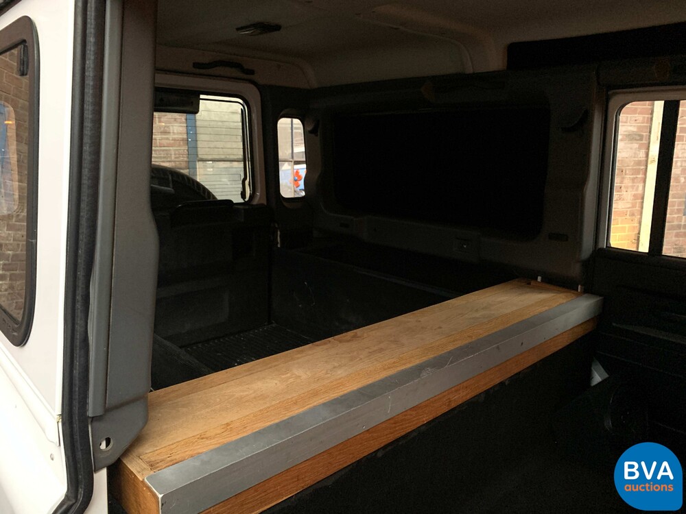 Land Rover Defender TD4 122hp 2011, VX-466-H.