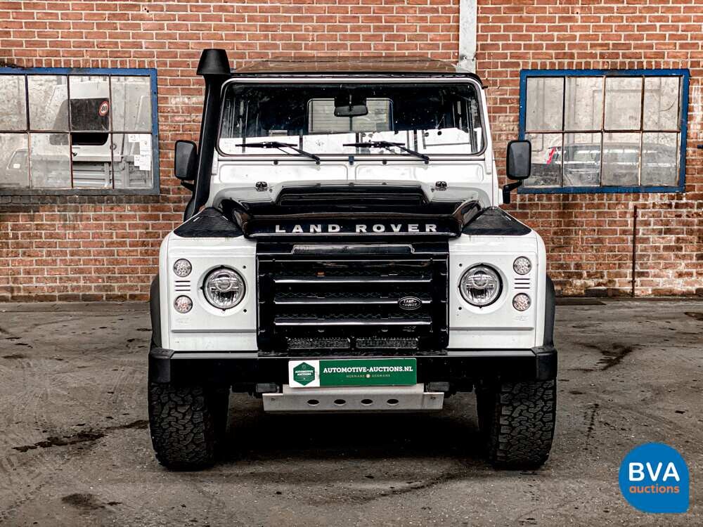 Land Rover Defender TD4 122hp 2011, VX-466-H.