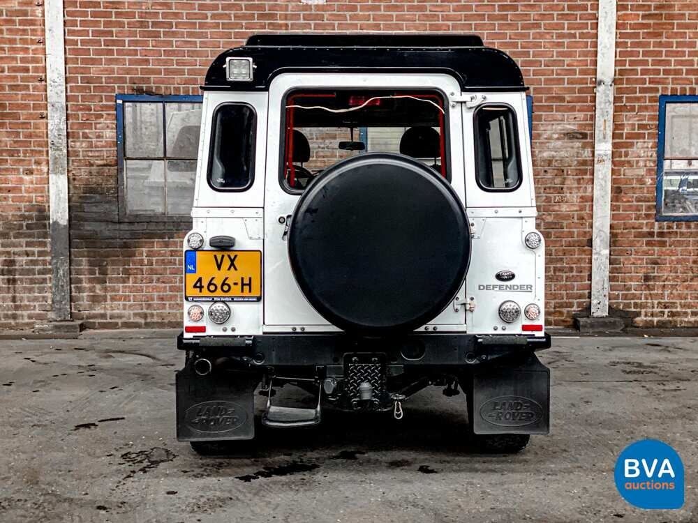 Land Rover Defender TD4 122hp 2011, VX-466-H.