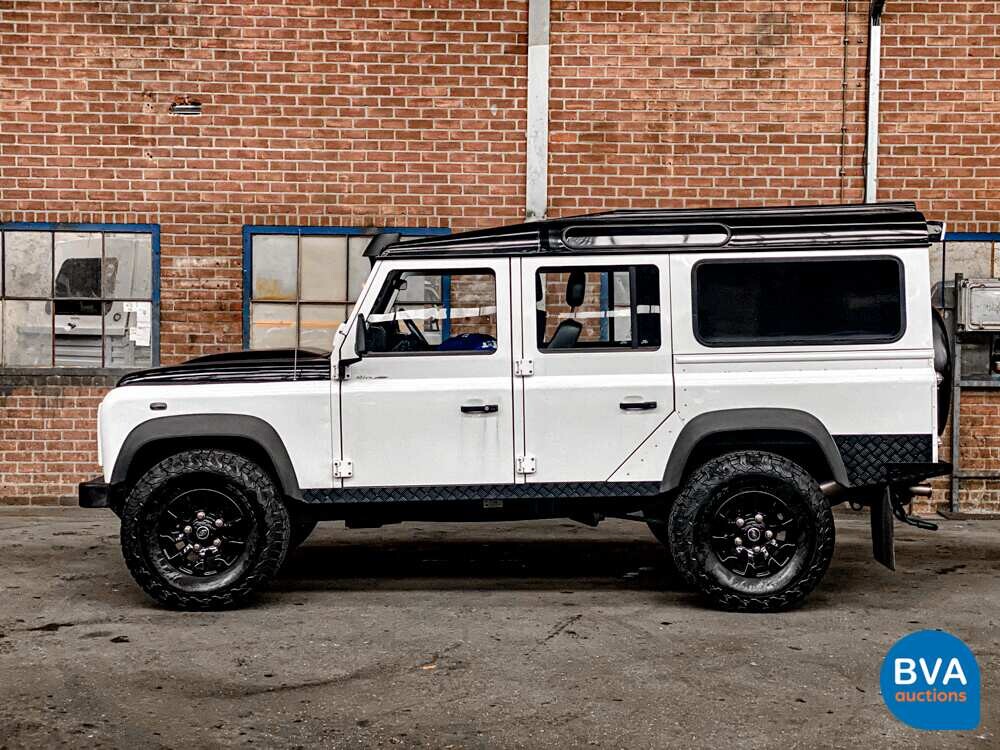 Land Rover Defender TD4 122hp 2011, VX-466-H.