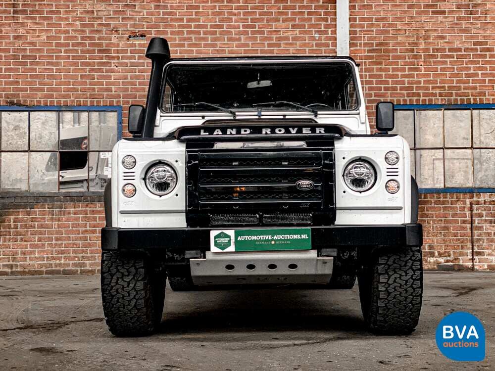 Land Rover Defender TD4 122hp 2011, VX-466-H.