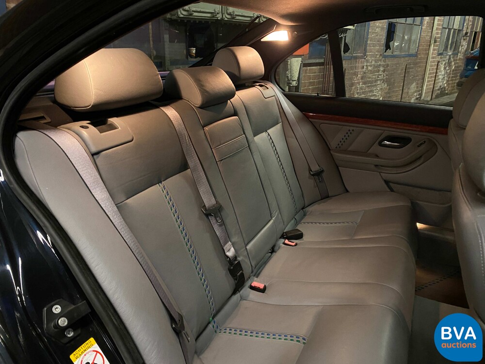 BMW ALPINA B10 4.6 V8 2001 FACELIFT 1 or 203, NL registration.