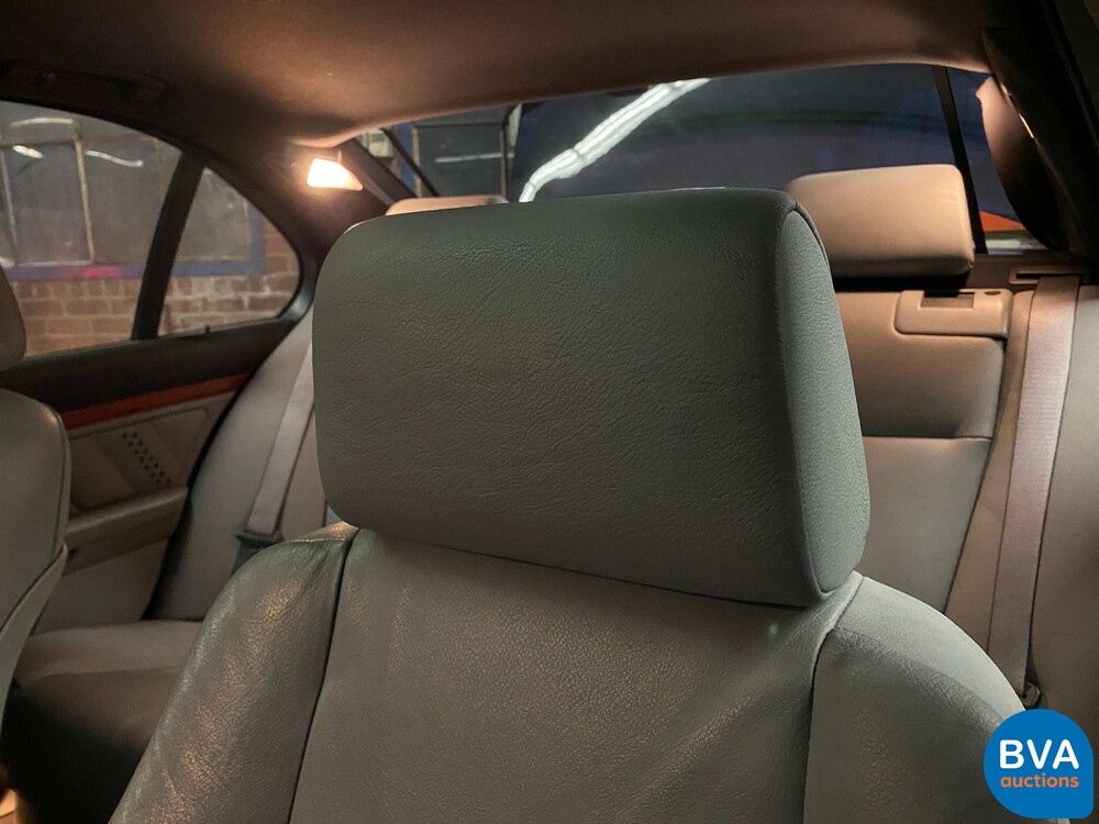 BMW ALPINA B10 4.6 V8 2001 FACELIFT 1 or 203, NL registration.