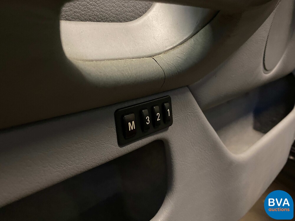 BMW ALPINA B10 4.6 V8 2001 FACELIFT 1 or 203, NL registration.