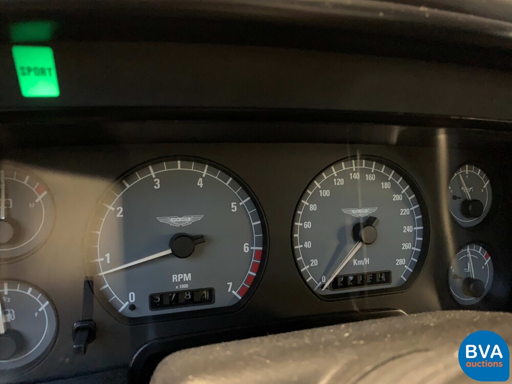 Aston Martin DB7 3.2 V6 Coupé 325 PS 1996, 81-JT-RP.
