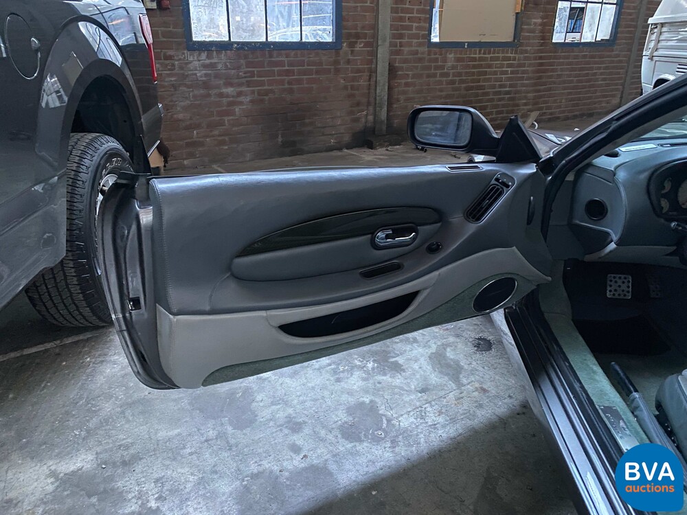 2003 Aston Martin DB7 V12 Volante Cabriolet 416pk.