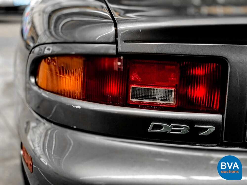 2003 Aston Martin DB7 V12 Volante Cabriolet 416pk.