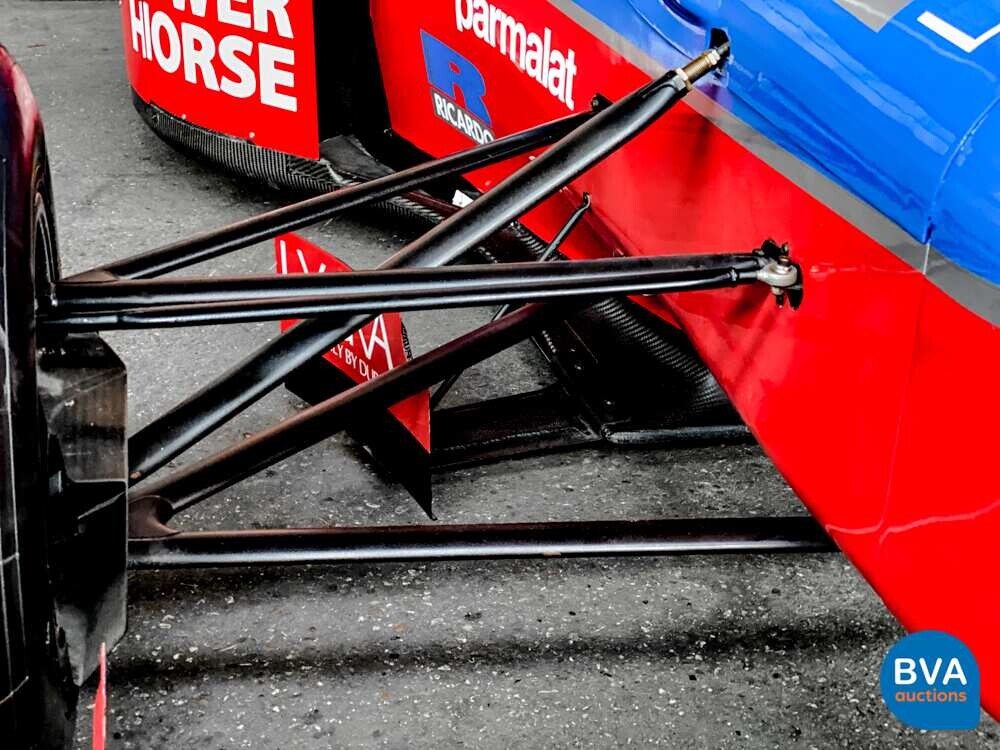 Formel-1-Auto F1-Fußarbeit FA17 Jos VERSTAPEN 1996 PFEILE.