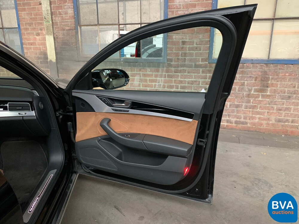 Audi A8 3.0 TDI Quattro 262hp 2017 -Org. NL-FACELIFT, NV-472-X.