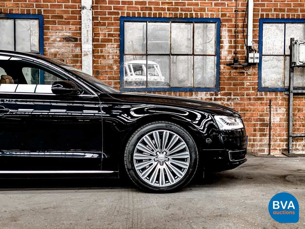 Audi A8 3.0 TDI Quattro 262hp 2017 -Org. NL-FACELIFT, NV-472-X.