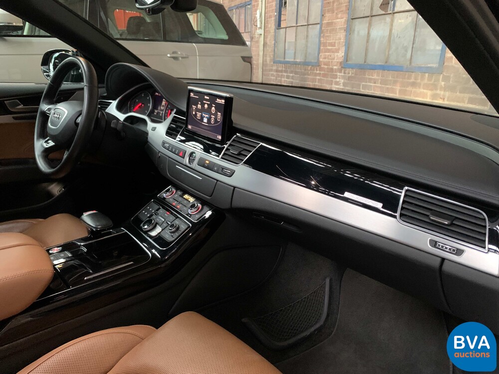Audi A8 3.0 TDI Quattro 262hp 2017 -Org. NL-FACELIFT, NV-472-X.