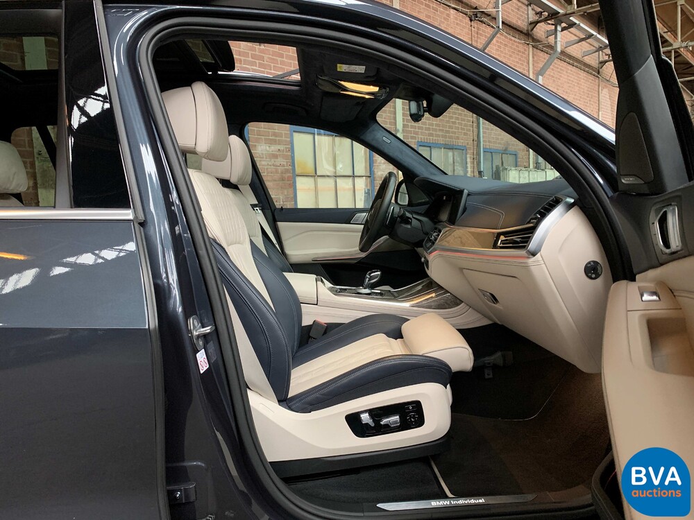 2019 BMW X7 xDrive 30d High Executive 265hp, ZT-686-J.