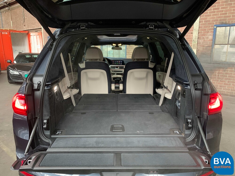 2019 BMW X7 xDrive 30d High Executive 265hp, ZT-686-J.