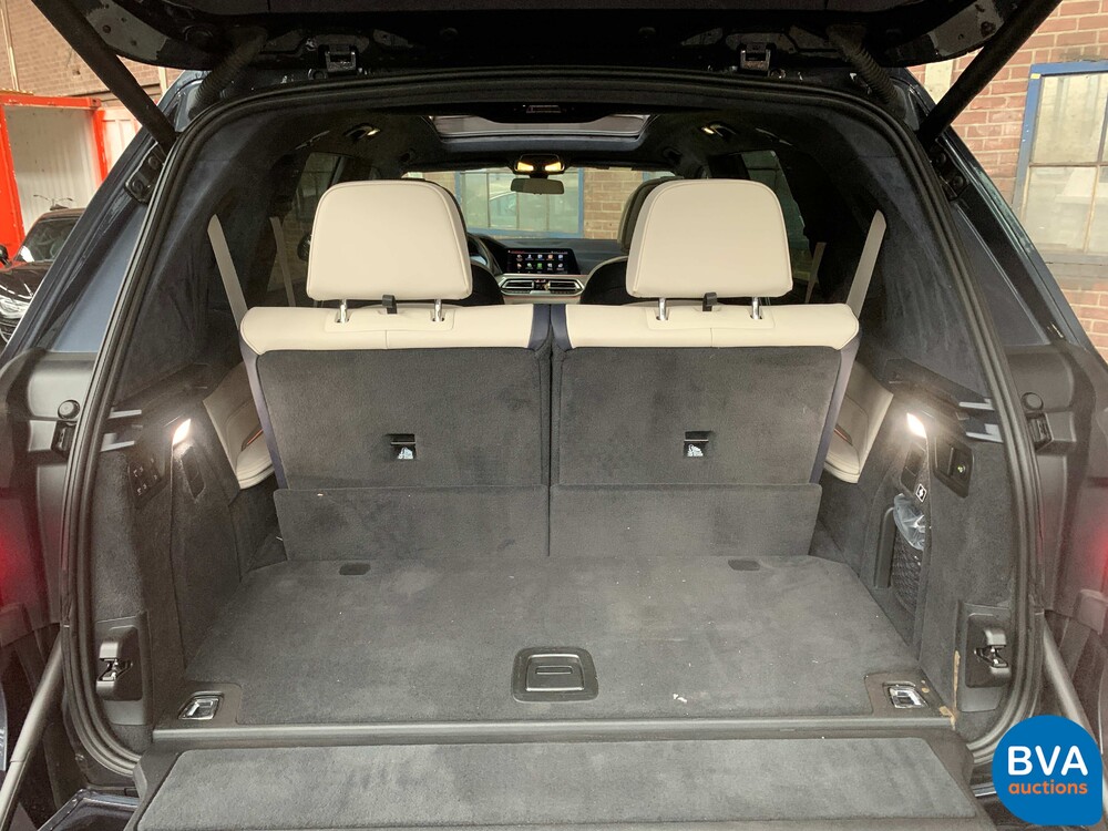 2019 BMW X7 xDrive 30d High Executive 265hp, ZT-686-J.