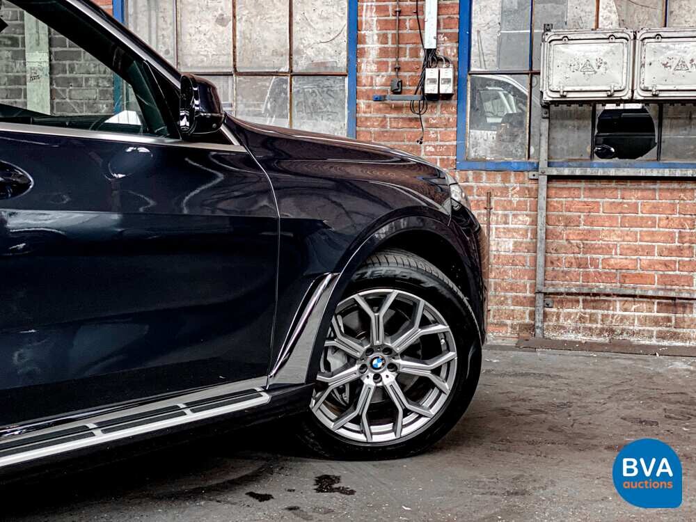 2019 BMW X7 xDrive 30d High Executive 265hp, ZT-686-J.