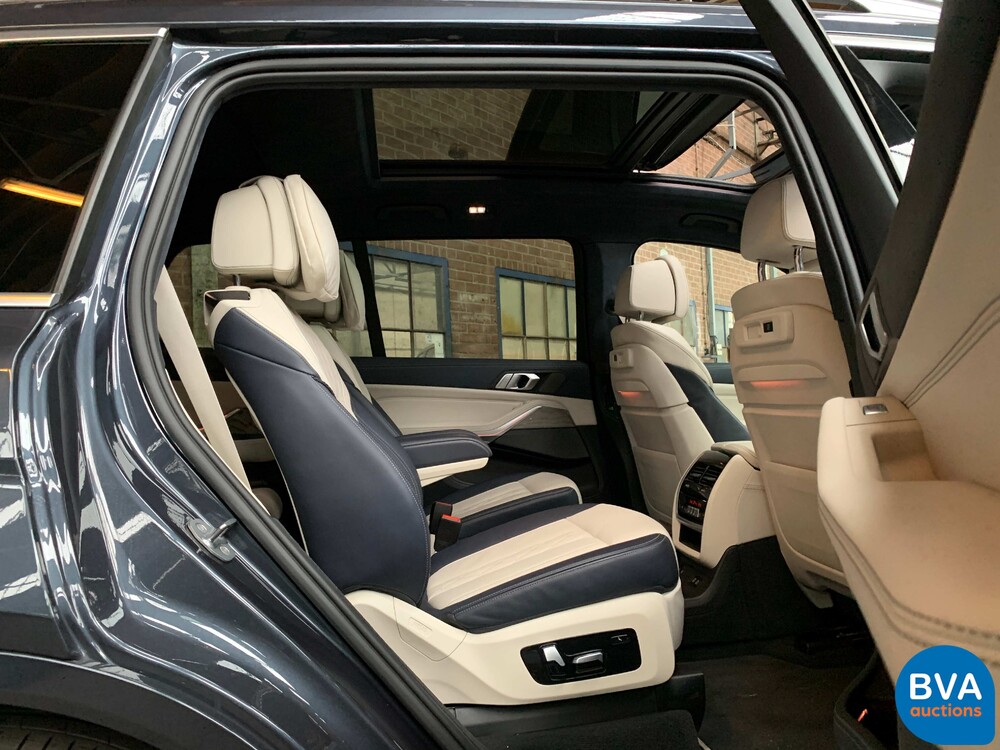 2019 BMW X7 xDrive 30d High Executive 265hp, ZT-686-J.
