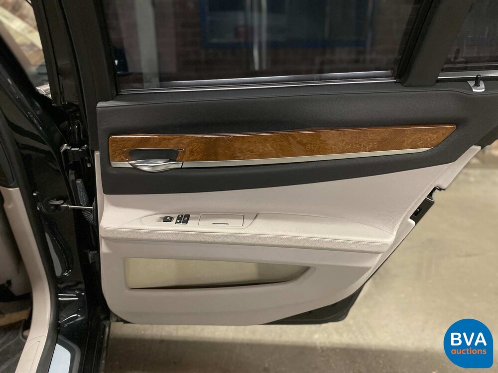 BMW ActiveHybrid7 F04 4.4 465 PS 2010 7er Serie.