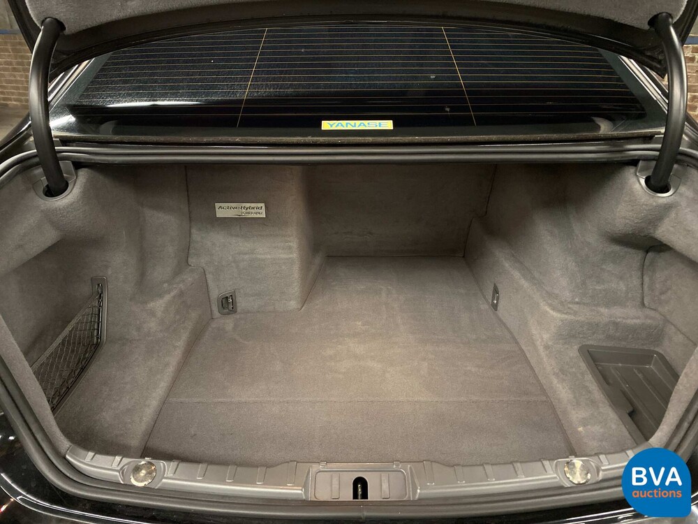 BMW ActiveHybrid7 F04 4.4 465 PS 2010 7er Serie.