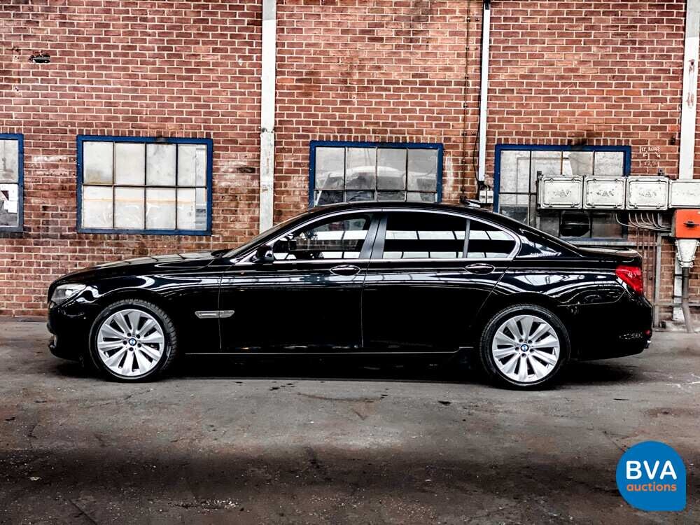 BMW ActiveHybrid7 F04 4.4 465 PS 2010 7er Serie.