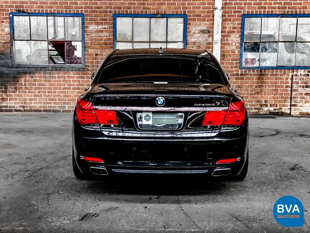 BMW ActiveHybrid7 F04 4.4 465 PS 2010 7er Serie.