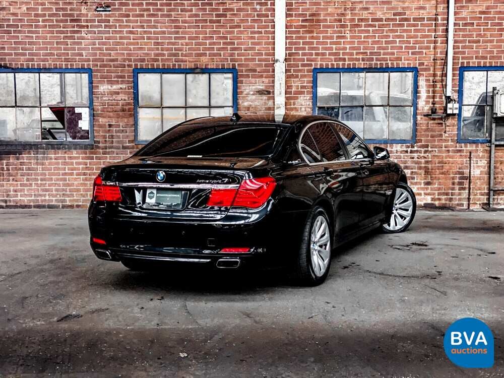 BMW ActiveHybrid7 F04 4.4 465 PS 2010 7er Serie.