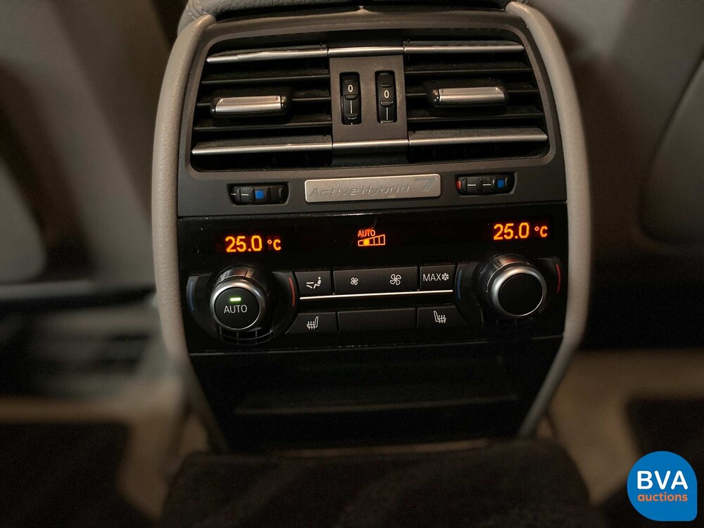 BMW ActiveHybrid7 F04 4.4 465 PS 2010 7er Serie.