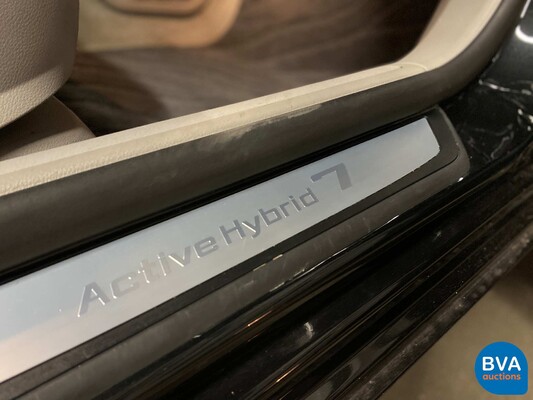 BMW ActiveHybrid7 F04 4.4 465 PS 2010 7er Serie.