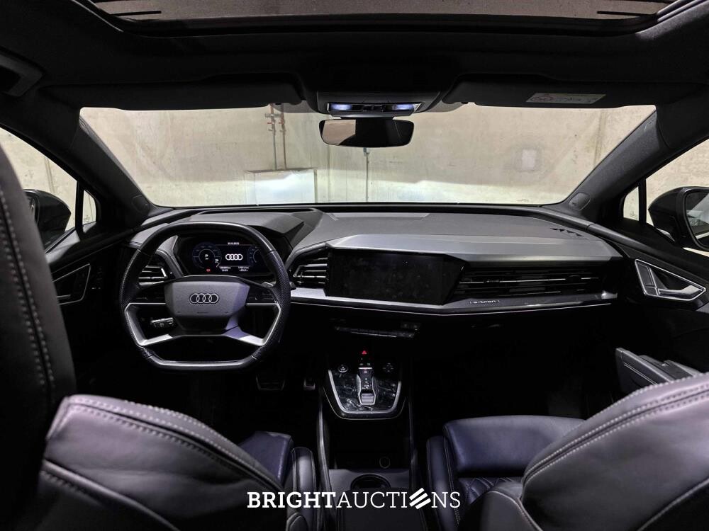 Audi Q4 e-tron 50 Quattro Launch Edition S COMPETITION 77 kWh S-Line 299pk 2021 (Origineel-NL), N-034-GK