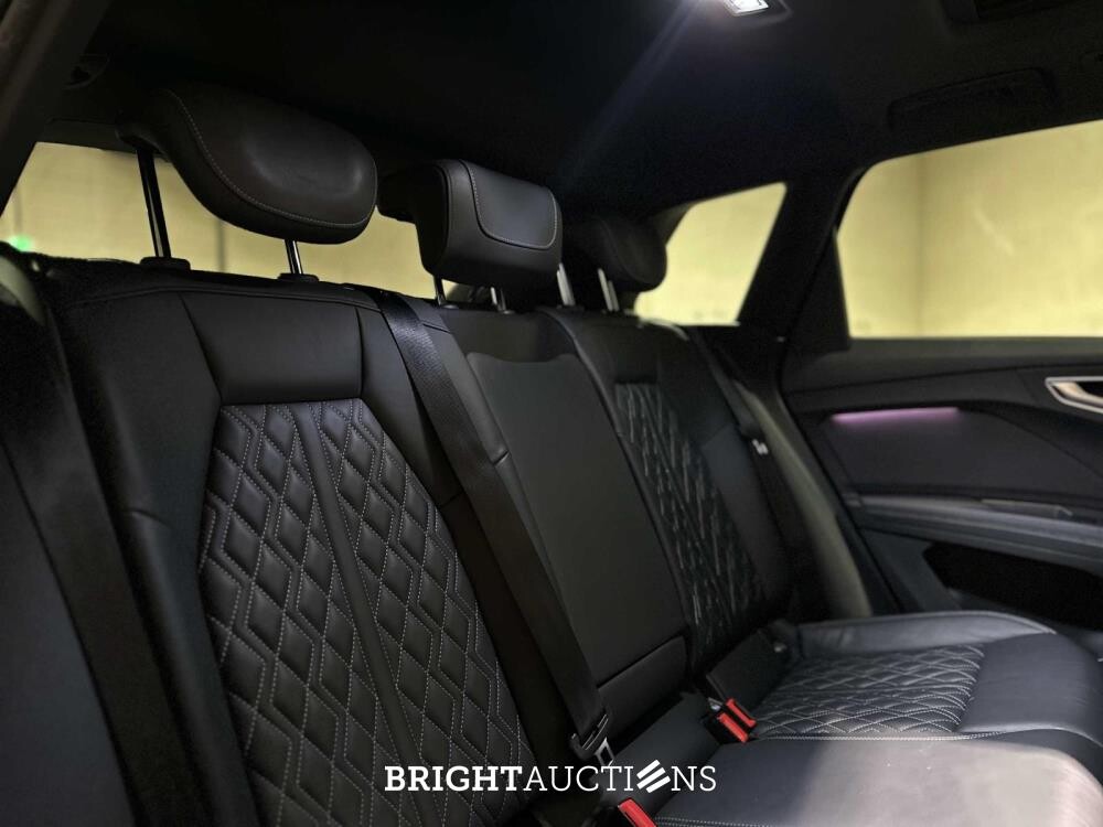 Audi Q4 e-tron 50 Quattro Launch Edition S COMPETITION 77 kWh S-Line 299pk 2021 (Origineel-NL), N-034-GK