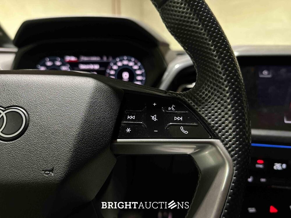 Audi Q4 e-tron 50 Quattro Launch Edition S COMPETITION 77 kWh S-Line 299pk 2021 (Origineel-NL), N-034-GK