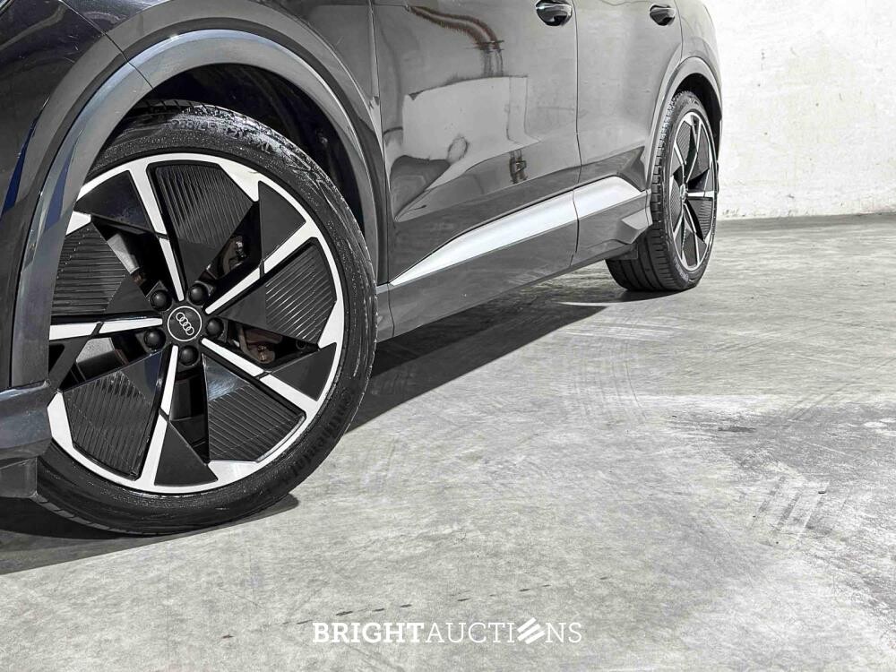 Audi Q4 e-tron 50 Quattro Launch Edition S COMPETITION 77 kWh S-Line 299pk 2021 (Origineel-NL), N-034-GK