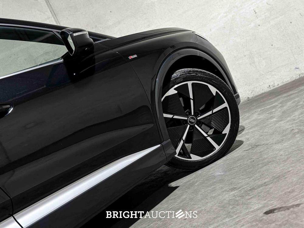 Audi Q4 e-tron 50 Quattro Launch Edition S COMPETITION 77 kWh S-Line 299pk 2021 (Origineel-NL), N-034-GK