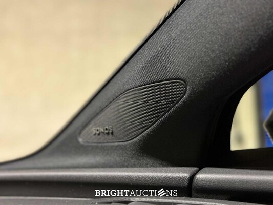 Audi Q4 e-tron 50 Quattro Launch Edition S COMPETITION 77 kWh 299pk 2021 (Origineel-NL), N-034-GK