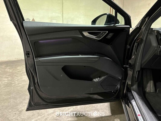 Audi Q4 e-tron 50 Quattro Launch Edition S COMPETITION 77 kWh 299pk 2021 (Origineel-NL), N-034-GK