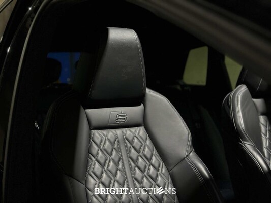 Audi Q4 e-tron 50 Quattro Launch Edition S COMPETITION 77 kWh 299pk 2021 (Origineel-NL), N-034-GK