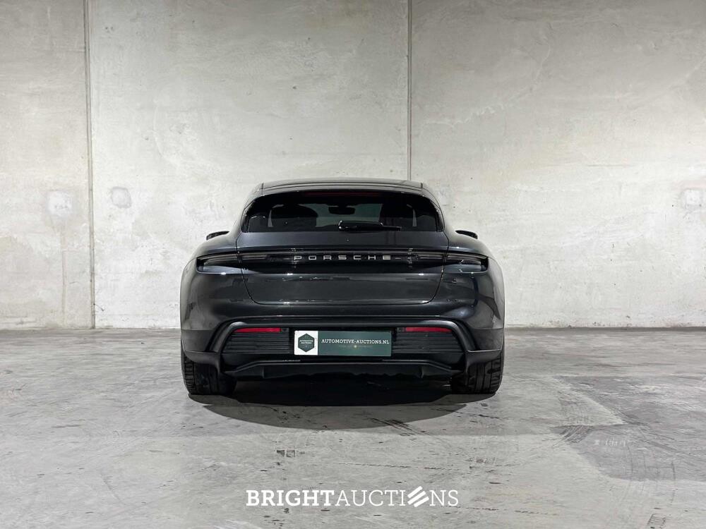 Porsche Taycan Sport Turismo 79 kWh (Sport Chrono) 326pk 2022 (Origineel-NL), P-959-PG
