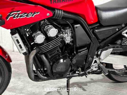 Yamaha FZS600 Fazer Tour 599cc 1998 (Origineel-NL), MY-66-SR