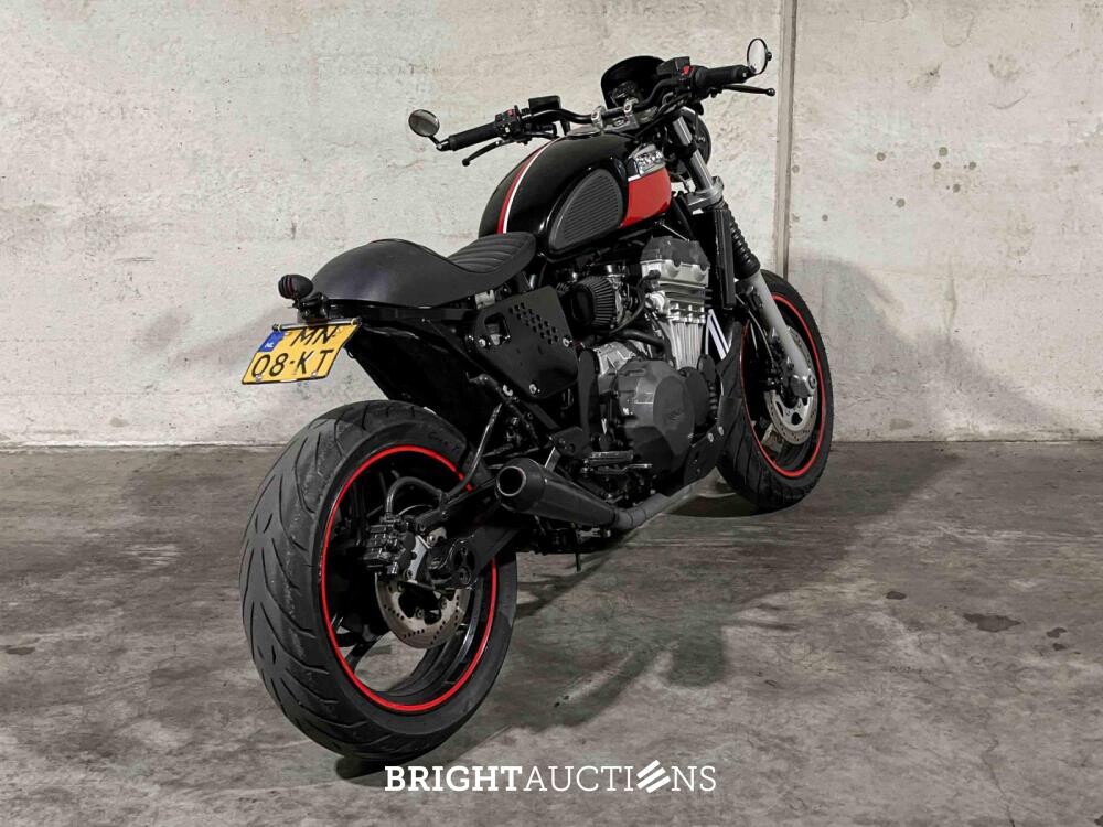 Triumph Trophy 900 Caferacer 885pk 1992 (Origineel-NL), MN-08-KT