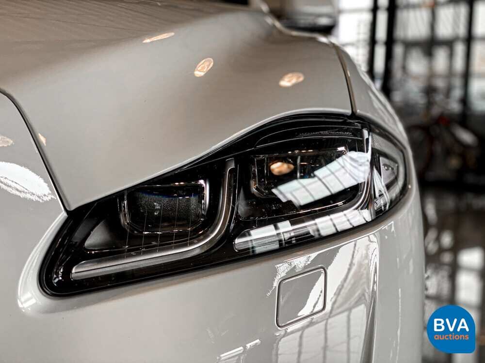 Jaguar XJ3.0 D Premium Luxury 300 PS 2018 Facelift, TD-898-B.