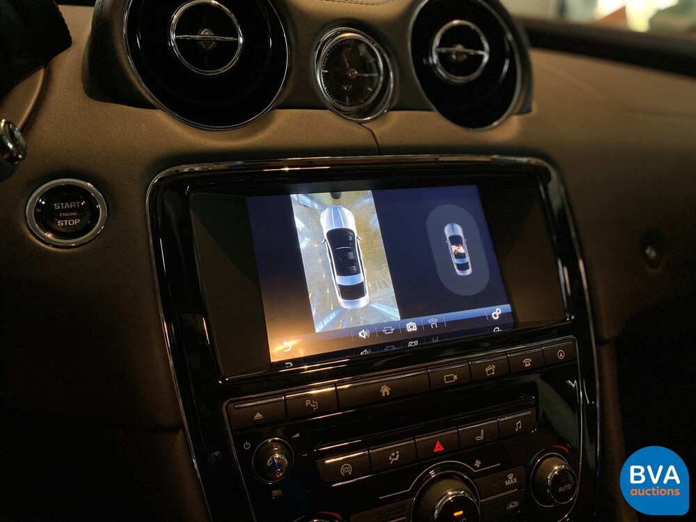 Jaguar XJ3.0 D Premium Luxury 300 PS 2018 Facelift, TD-898-B.