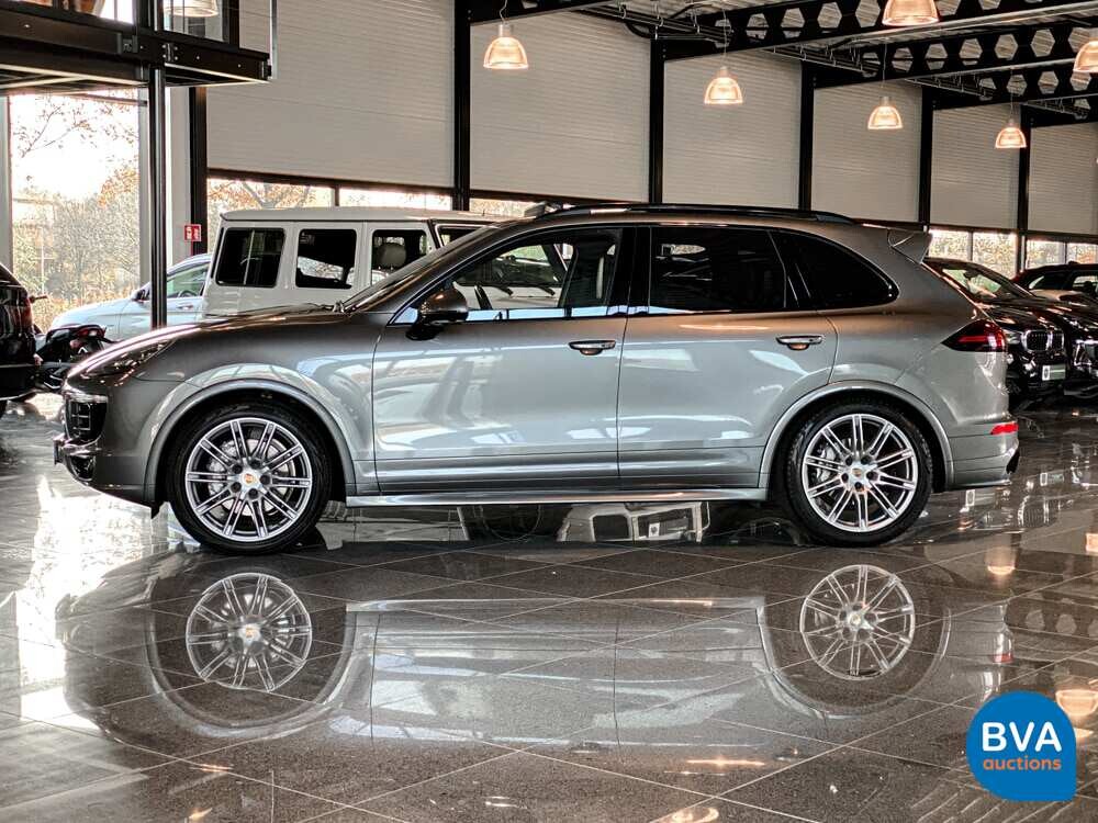 Porsche Cayenne 4.2 D S SportChrono 385pk 2017 Facelift -Org. NL, ND-061-B
