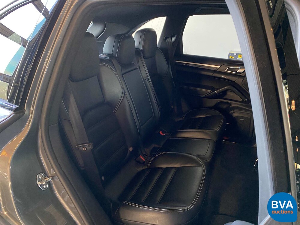 Porsche Cayenne 4.2 D S SportChrono 385pk 2017 Facelift -Org. NL, ND-061-B