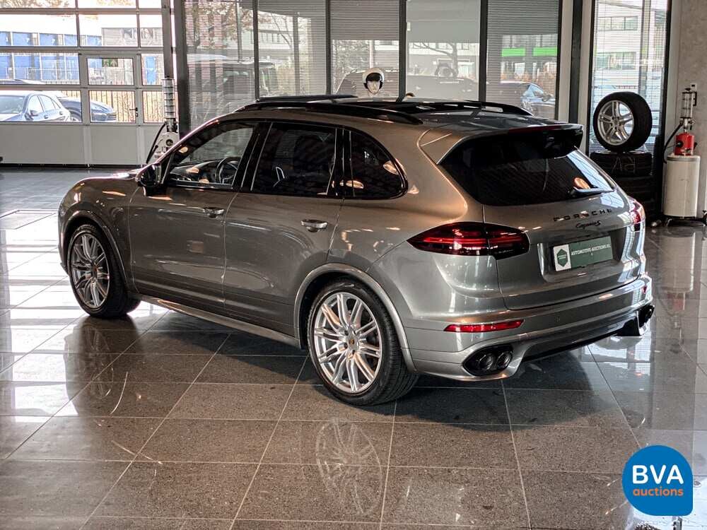 Porsche Cayenne 4.2 D S SportChrono 385pk 2017 Facelift -Org. NL, ND-061-B