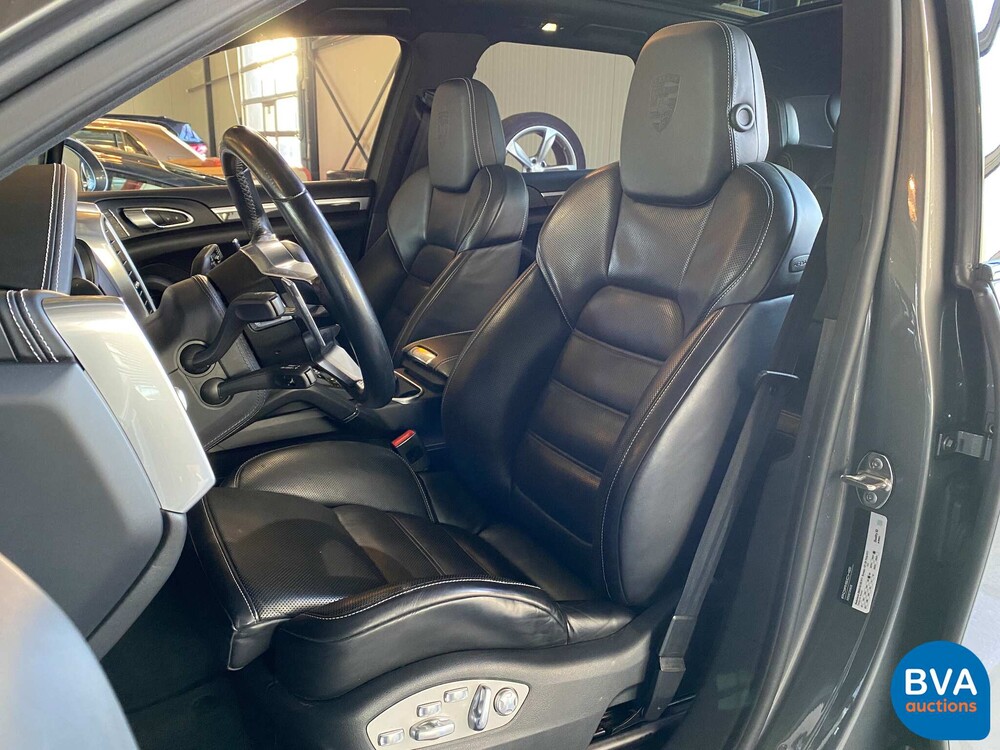 Porsche Cayenne 4.2 D S SportChrono 385pk 2017 Facelift -Org. NL, ND-061-B